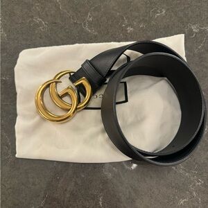 Gucci Black Leather Large Double G Belt. LIKE NEW